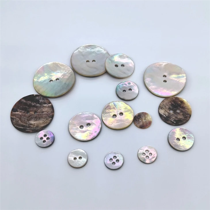 Agoya Shell Button